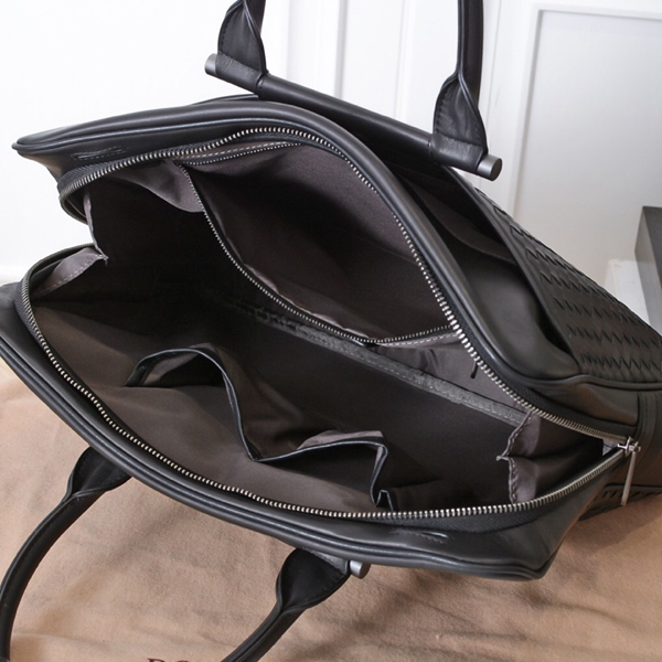 ボッテガヴェネタバッグ着用イメージ